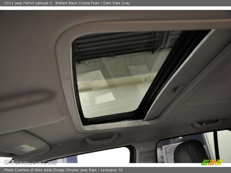Brilliant Black Crystal Pearl / Dark Slate Gray 2011 Jeep Patriot Latitude X