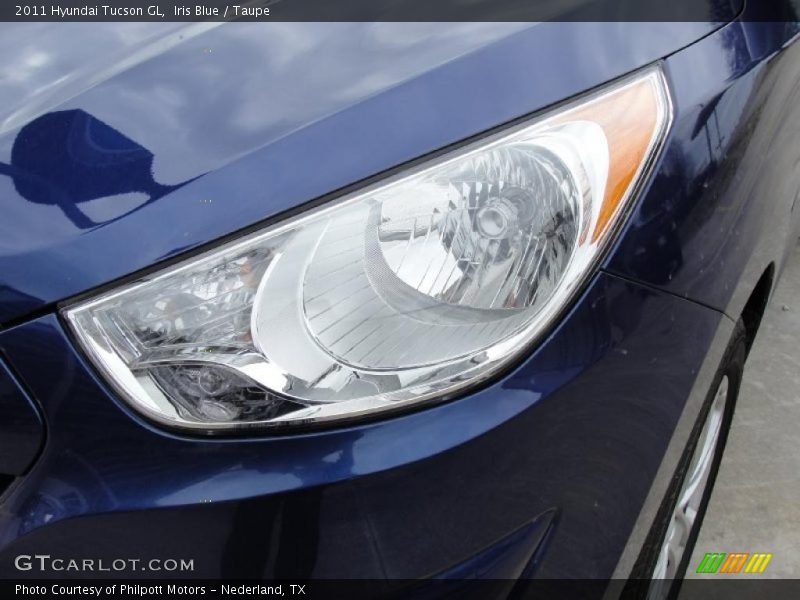 Iris Blue / Taupe 2011 Hyundai Tucson GL