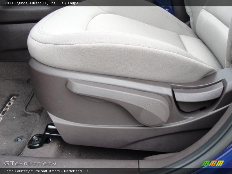 Iris Blue / Taupe 2011 Hyundai Tucson GL
