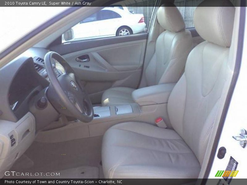 Super White / Ash Gray 2010 Toyota Camry LE