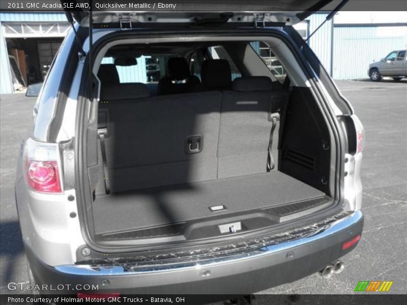  2011 Acadia SLE AWD Trunk