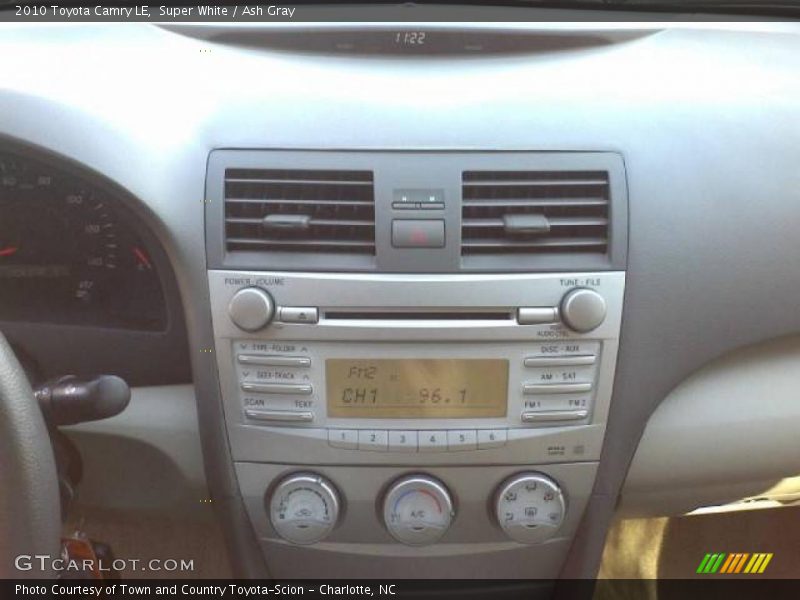 Super White / Ash Gray 2010 Toyota Camry LE