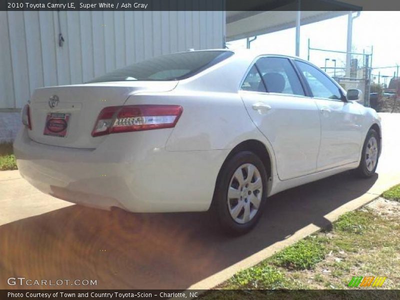 Super White / Ash Gray 2010 Toyota Camry LE