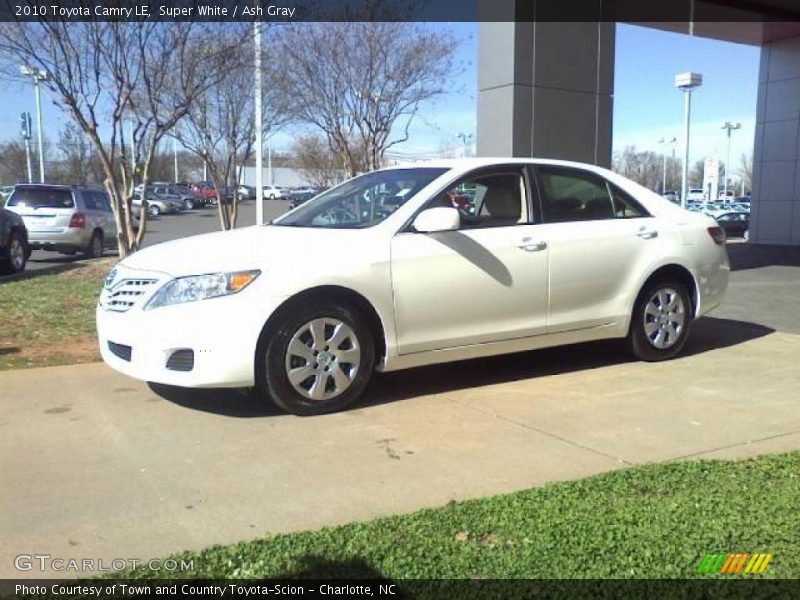 Super White / Ash Gray 2010 Toyota Camry LE
