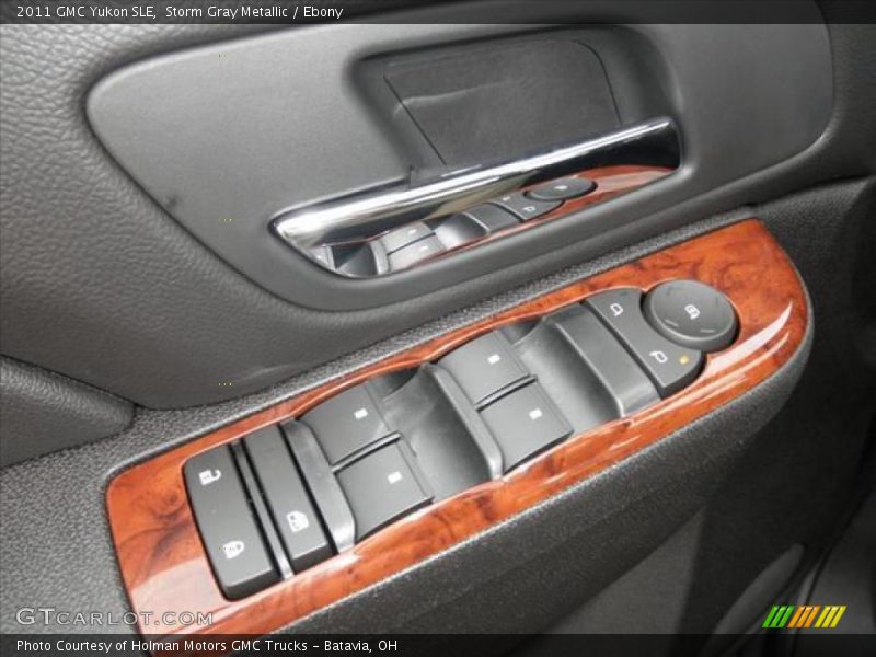 Controls of 2011 Yukon SLE