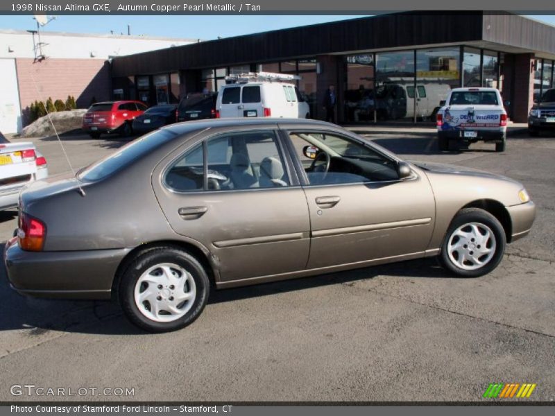 Autumn Copper Pearl Metallic / Tan 1998 Nissan Altima GXE