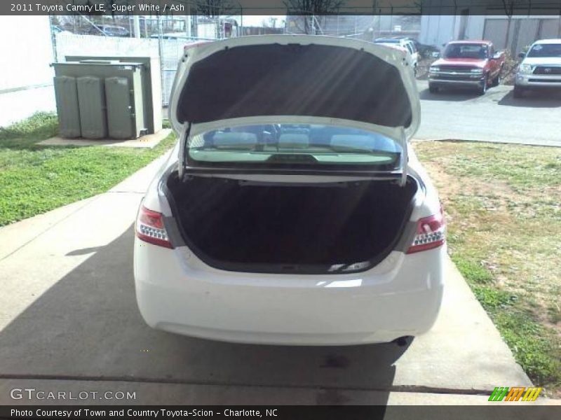 Super White / Ash 2011 Toyota Camry LE