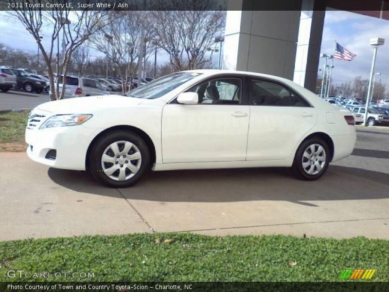 Super White / Ash 2011 Toyota Camry LE