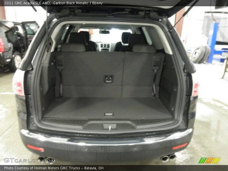  2011 Acadia SLE AWD Trunk