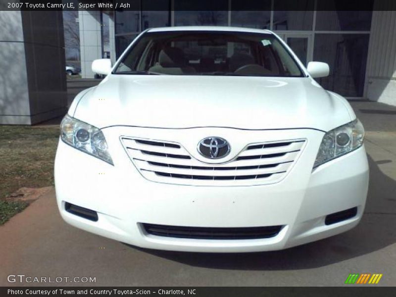 Super White / Ash 2007 Toyota Camry LE