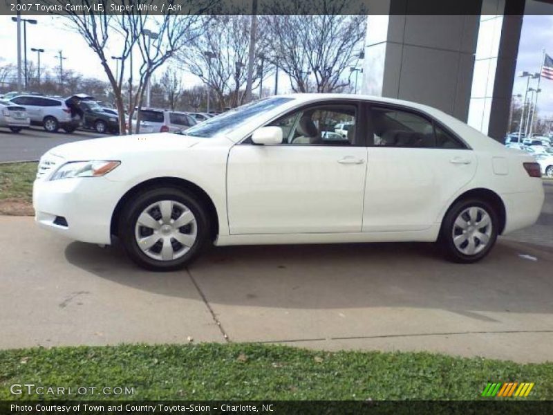 Super White / Ash 2007 Toyota Camry LE