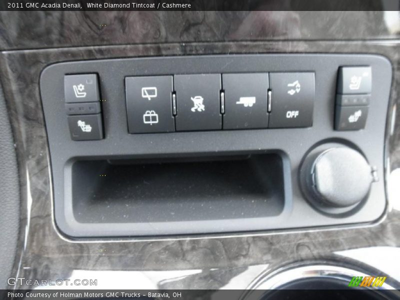 Controls of 2011 Acadia Denali