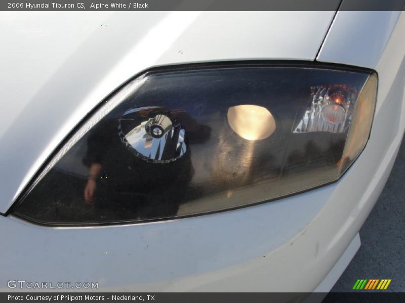 Alpine White / Black 2006 Hyundai Tiburon GS