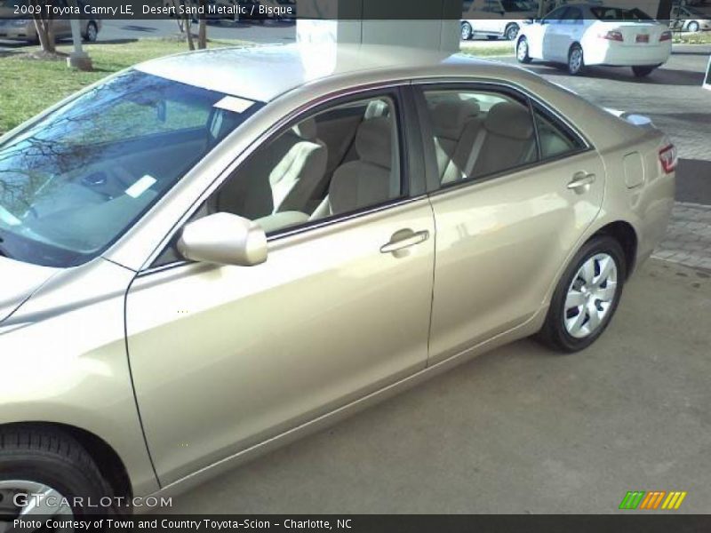 Desert Sand Metallic / Bisque 2009 Toyota Camry LE