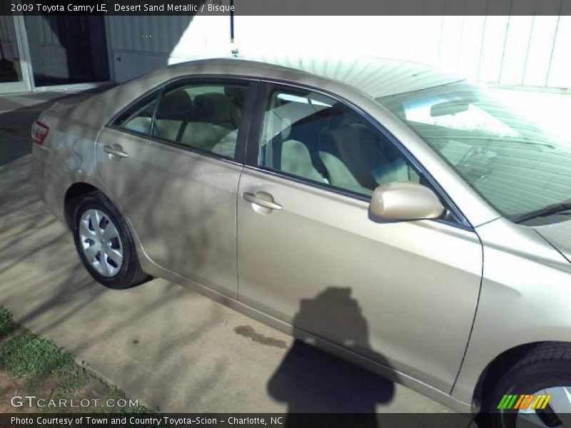 Desert Sand Metallic / Bisque 2009 Toyota Camry LE