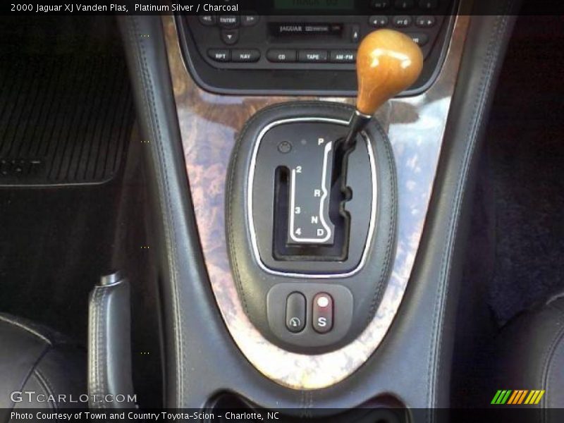  2000 XJ Vanden Plas 5 Speed Automatic Shifter