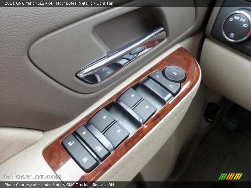 Controls of 2011 Yukon SLE 4x4