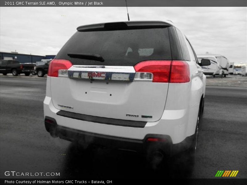 Olympic White / Jet Black 2011 GMC Terrain SLE AWD