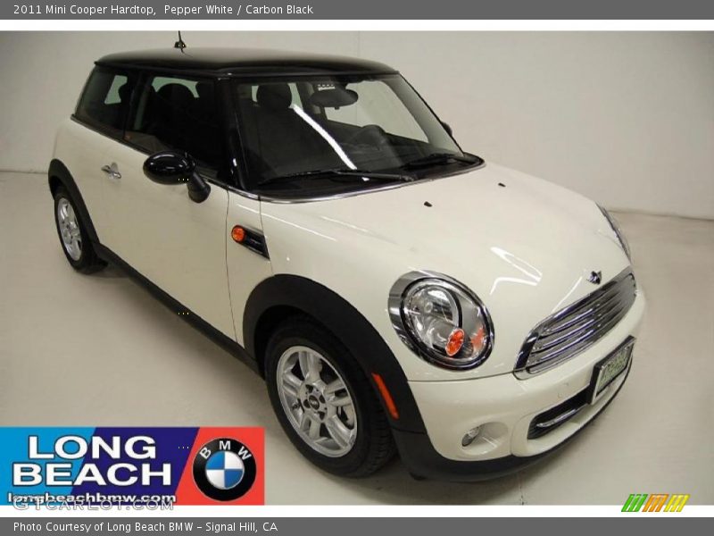 Pepper White / Carbon Black 2011 Mini Cooper Hardtop