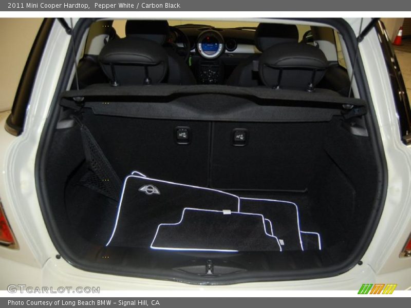 Pepper White / Carbon Black 2011 Mini Cooper Hardtop