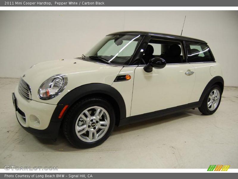 Pepper White / Carbon Black 2011 Mini Cooper Hardtop