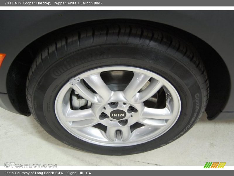 Pepper White / Carbon Black 2011 Mini Cooper Hardtop