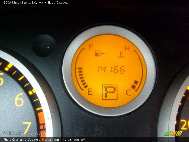 Arctic Blue / Charcoal 2009 Nissan Sentra 2.0