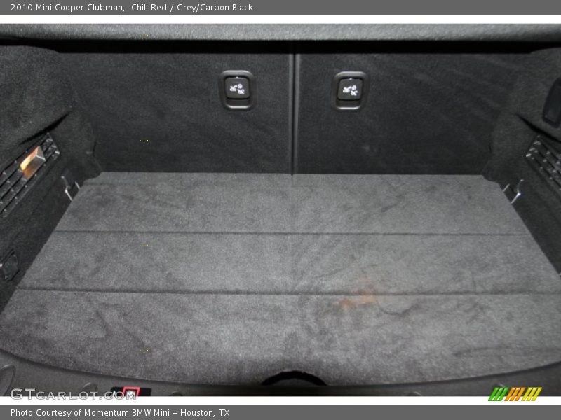 Chili Red / Grey/Carbon Black 2010 Mini Cooper Clubman