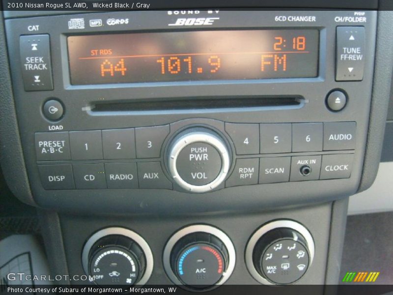 Wicked Black / Gray 2010 Nissan Rogue SL AWD