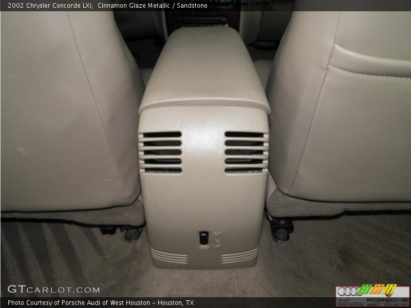 Cinnamon Glaze Metallic / Sandstone 2002 Chrysler Concorde LXi