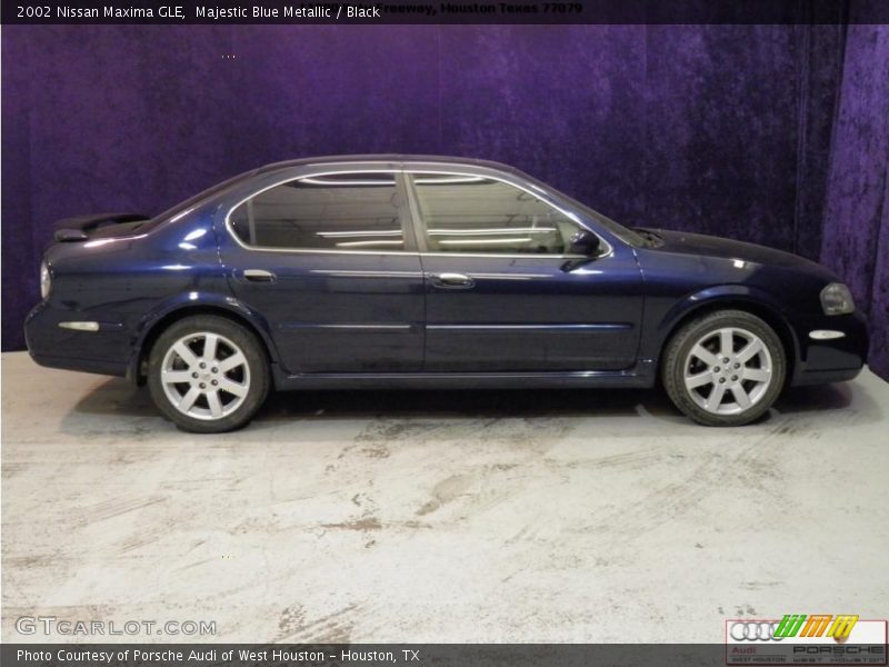 Majestic Blue Metallic / Black 2002 Nissan Maxima GLE