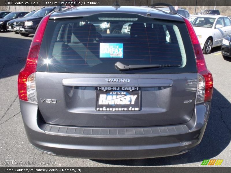 Titanium Grey Metallic / Off Black 2008 Volvo V50 2.4i