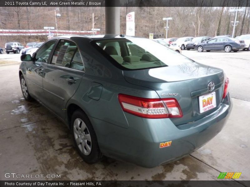 Aloe Green Metallic / Bisque 2011 Toyota Camry LE