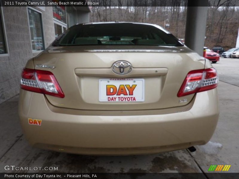 Sandy Beach Metallic / Bisque 2011 Toyota Camry LE