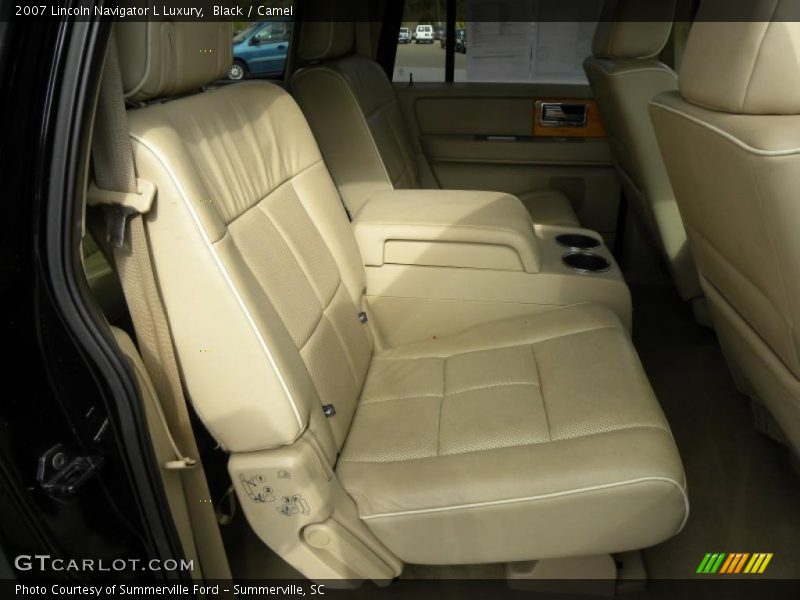 Black / Camel 2007 Lincoln Navigator L Luxury