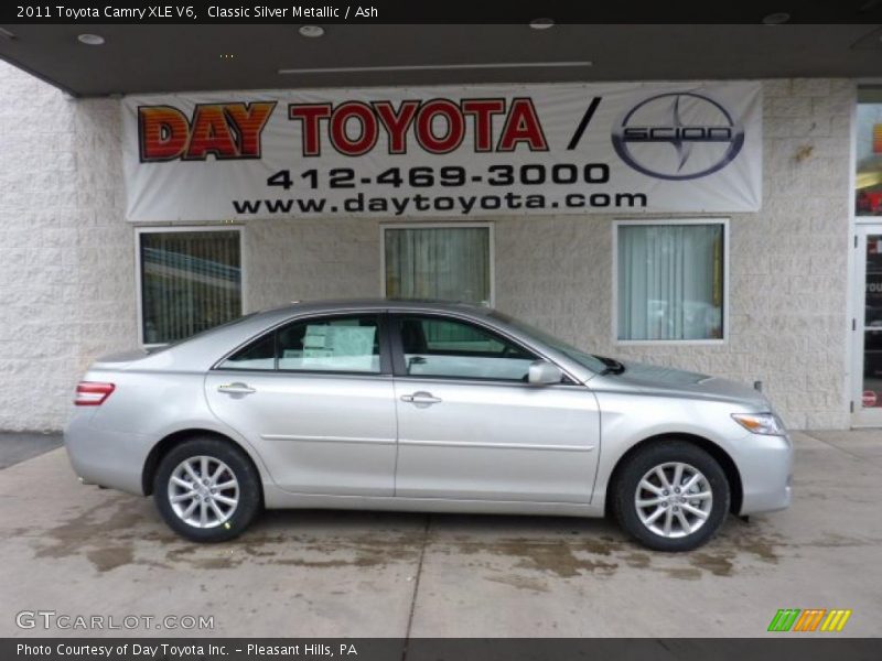 Classic Silver Metallic / Ash 2011 Toyota Camry XLE V6