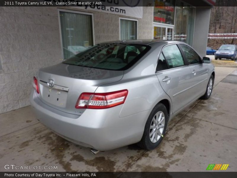 Classic Silver Metallic / Ash 2011 Toyota Camry XLE V6