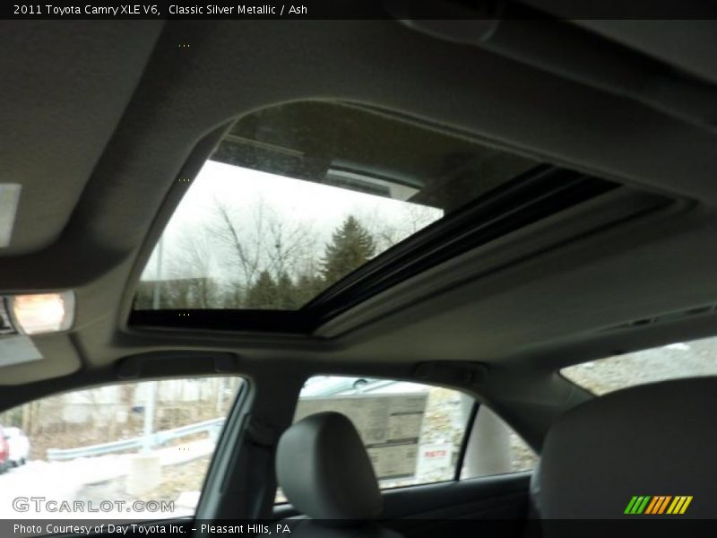 Classic Silver Metallic / Ash 2011 Toyota Camry XLE V6