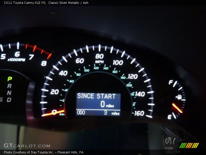 Classic Silver Metallic / Ash 2011 Toyota Camry XLE V6