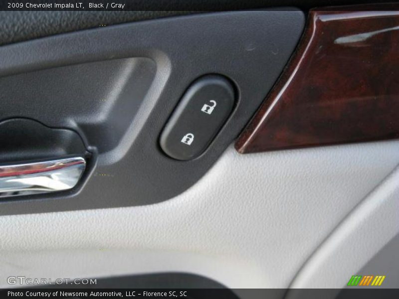 Black / Gray 2009 Chevrolet Impala LT