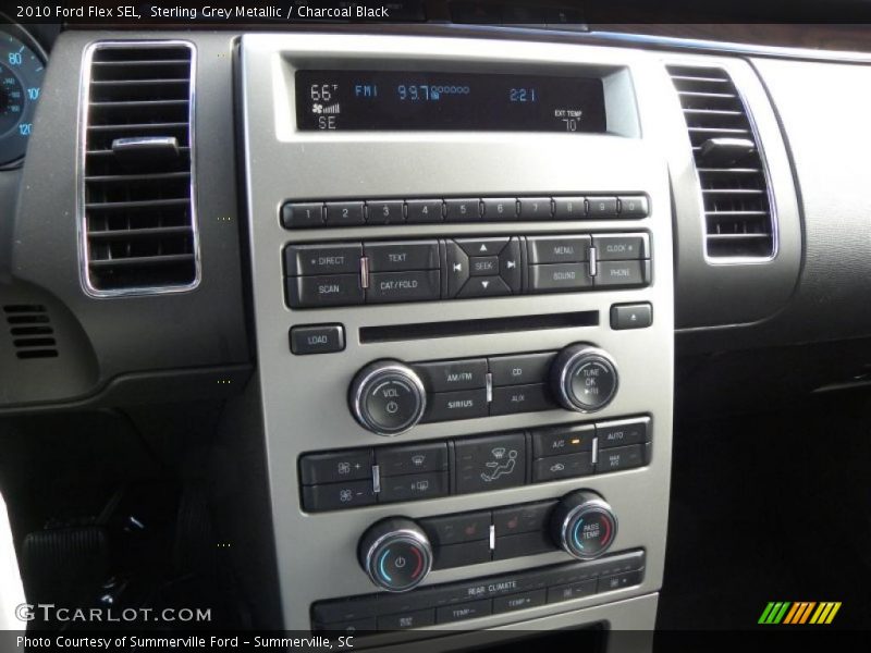 Controls of 2010 Flex SEL