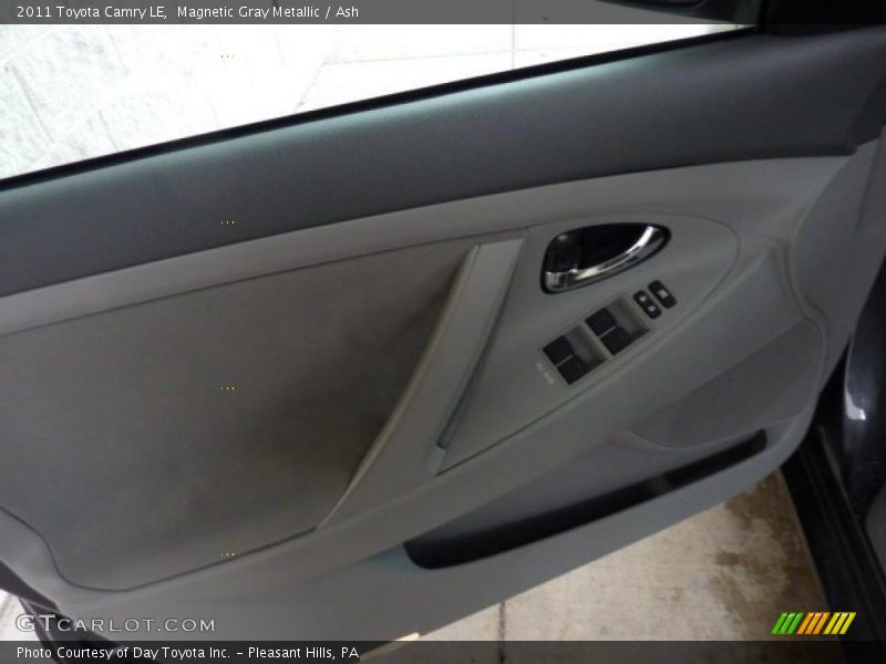 Magnetic Gray Metallic / Ash 2011 Toyota Camry LE