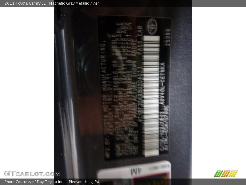 Magnetic Gray Metallic / Ash 2011 Toyota Camry LE