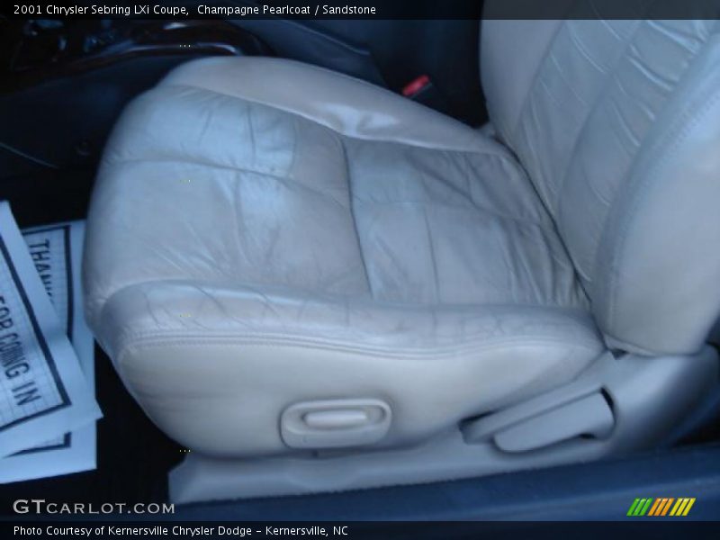 Champagne Pearlcoat / Sandstone 2001 Chrysler Sebring LXi Coupe