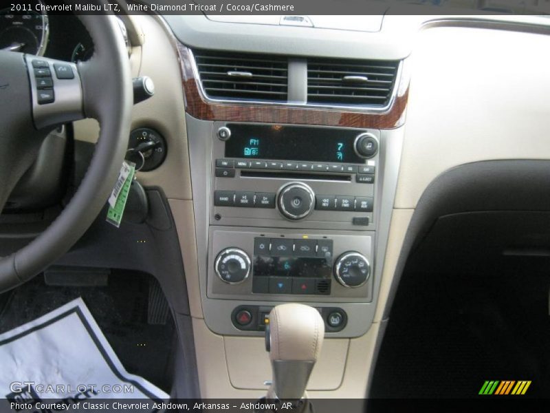 White Diamond Tricoat / Cocoa/Cashmere 2011 Chevrolet Malibu LTZ