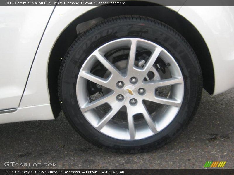 White Diamond Tricoat / Cocoa/Cashmere 2011 Chevrolet Malibu LTZ