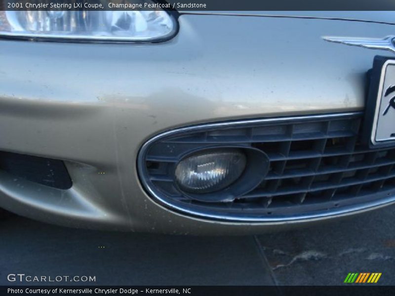 Champagne Pearlcoat / Sandstone 2001 Chrysler Sebring LXi Coupe