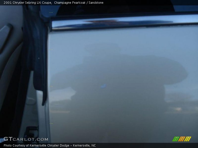 Champagne Pearlcoat / Sandstone 2001 Chrysler Sebring LXi Coupe
