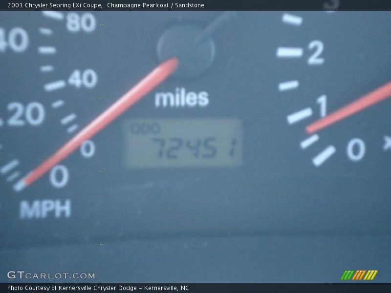 Champagne Pearlcoat / Sandstone 2001 Chrysler Sebring LXi Coupe