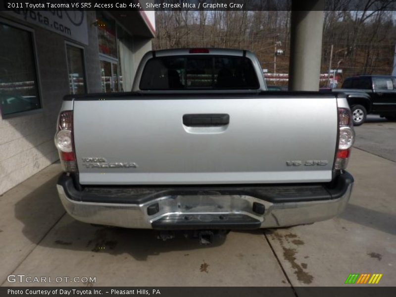 Silver Streak Mica / Graphite Gray 2011 Toyota Tacoma V6 SR5 Access Cab 4x4